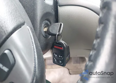 2006 Honda Odyssey Ex-L from USA, damaged, VIN 5FNRL38776B050308